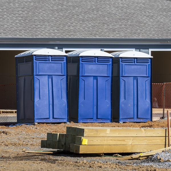 what is the maximum capacity for a single portable restroom in Del Mar Heights TX